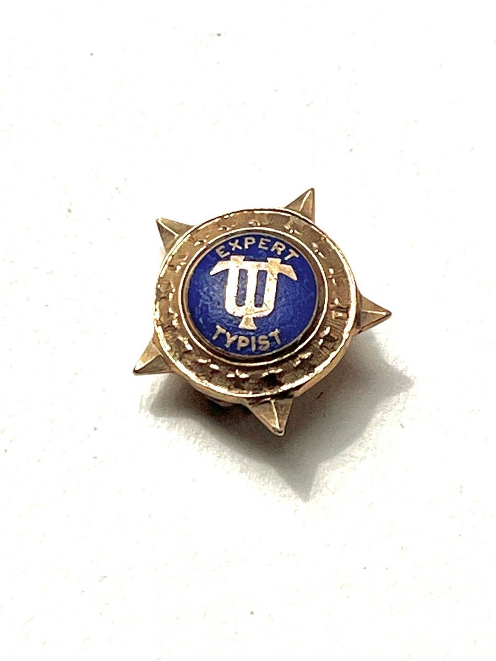 Antique 1920’s 10k Gold EXPERT TYPIST Star Pin Underwood Typewriter USA 2.7 gram